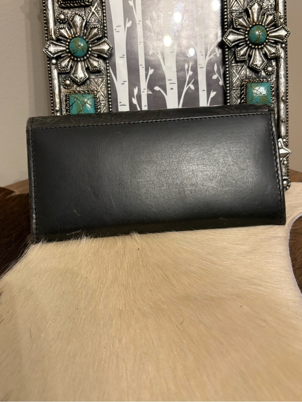 American Bison Black Embossed Leather Wallet with Concho Accent - Picture 2 of 3